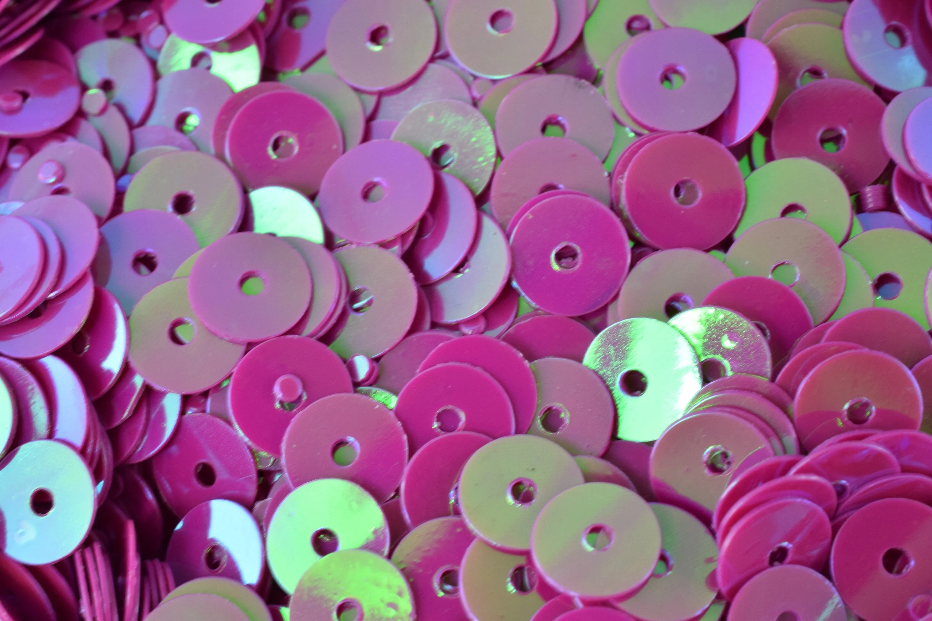 3/4/6mm Magenta Fuchsia Iridescent Sequins Sheen Round Sequins/Loose Paillettes,Wholesale Sequins,Shimmering Sequin Apparel,Shoe Decor