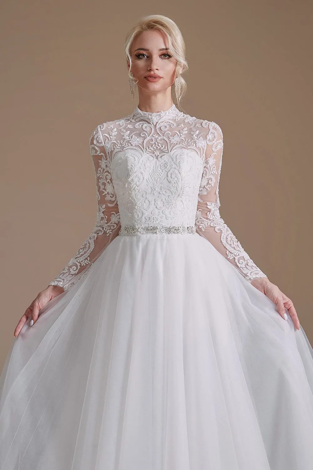 A-Line Lace Appliques Long Sleeve Tulle Chapel Train Wedding Dress