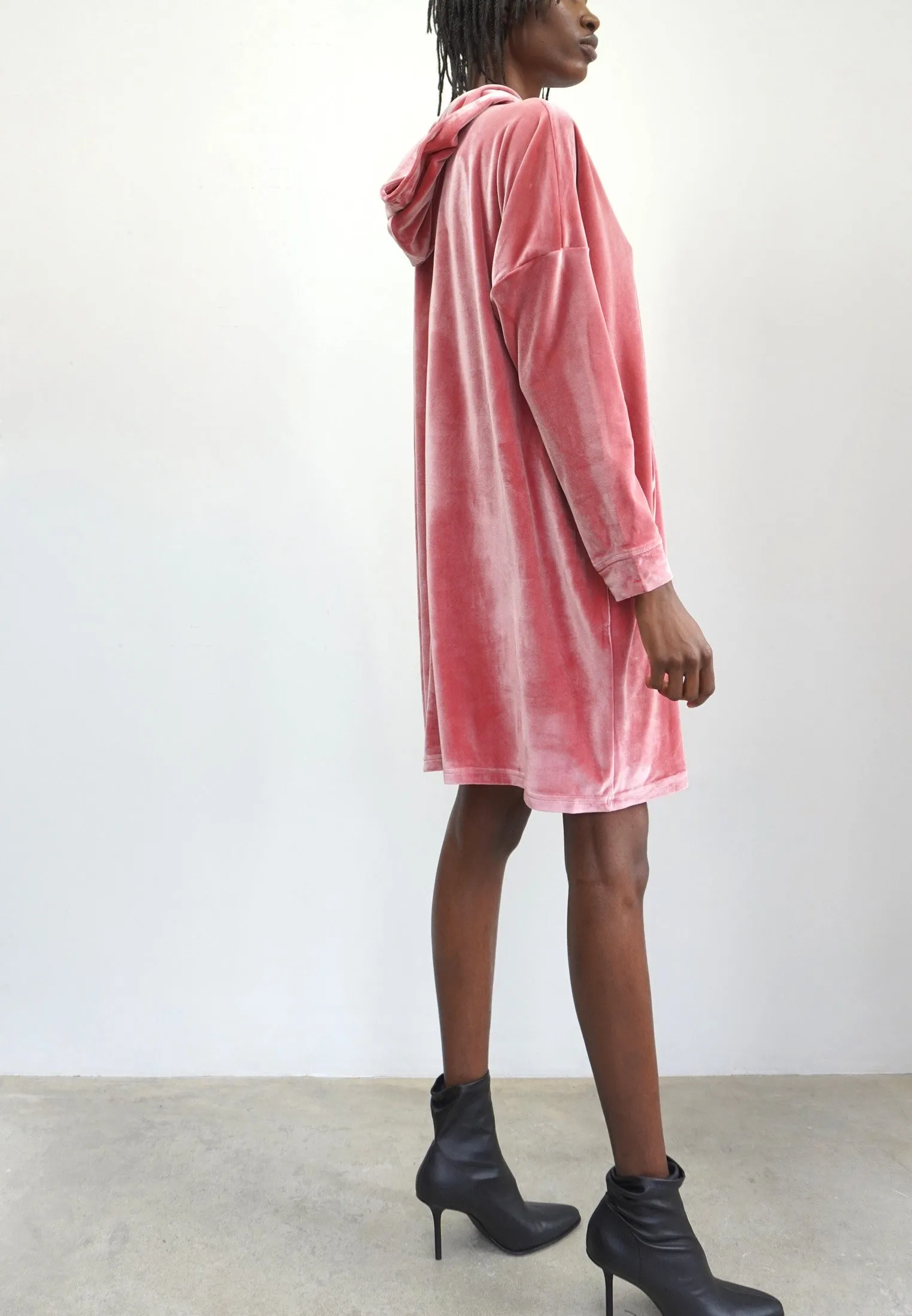 ABSOLUTE HOODIE DRESS DUSKY PINK