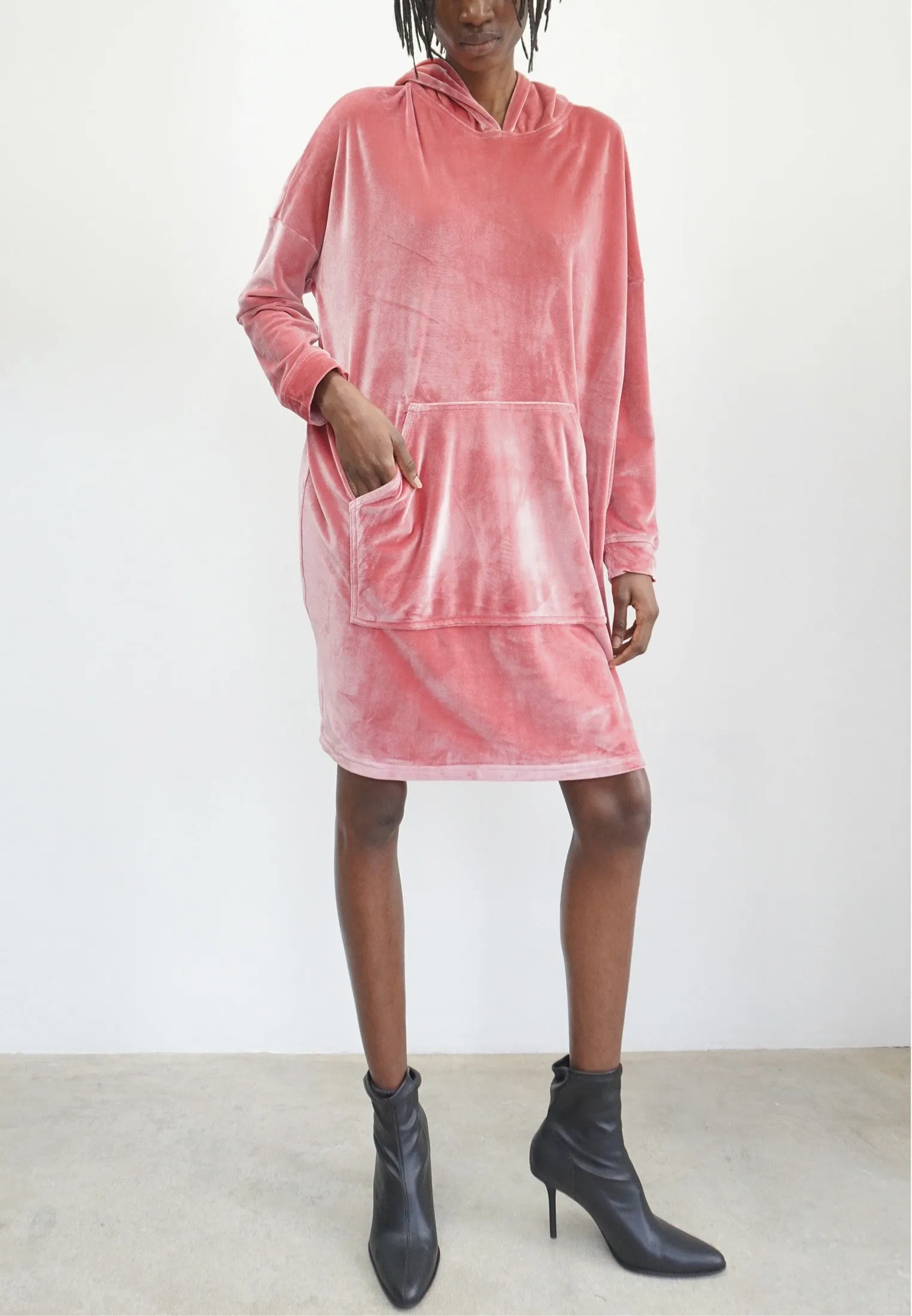 ABSOLUTE HOODIE DRESS DUSKY PINK