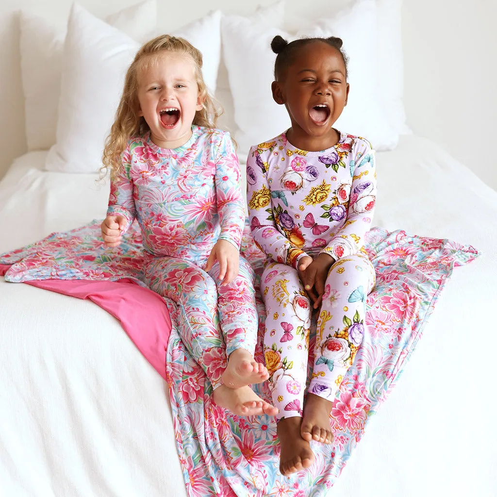 Adrina Classic Pajama Set