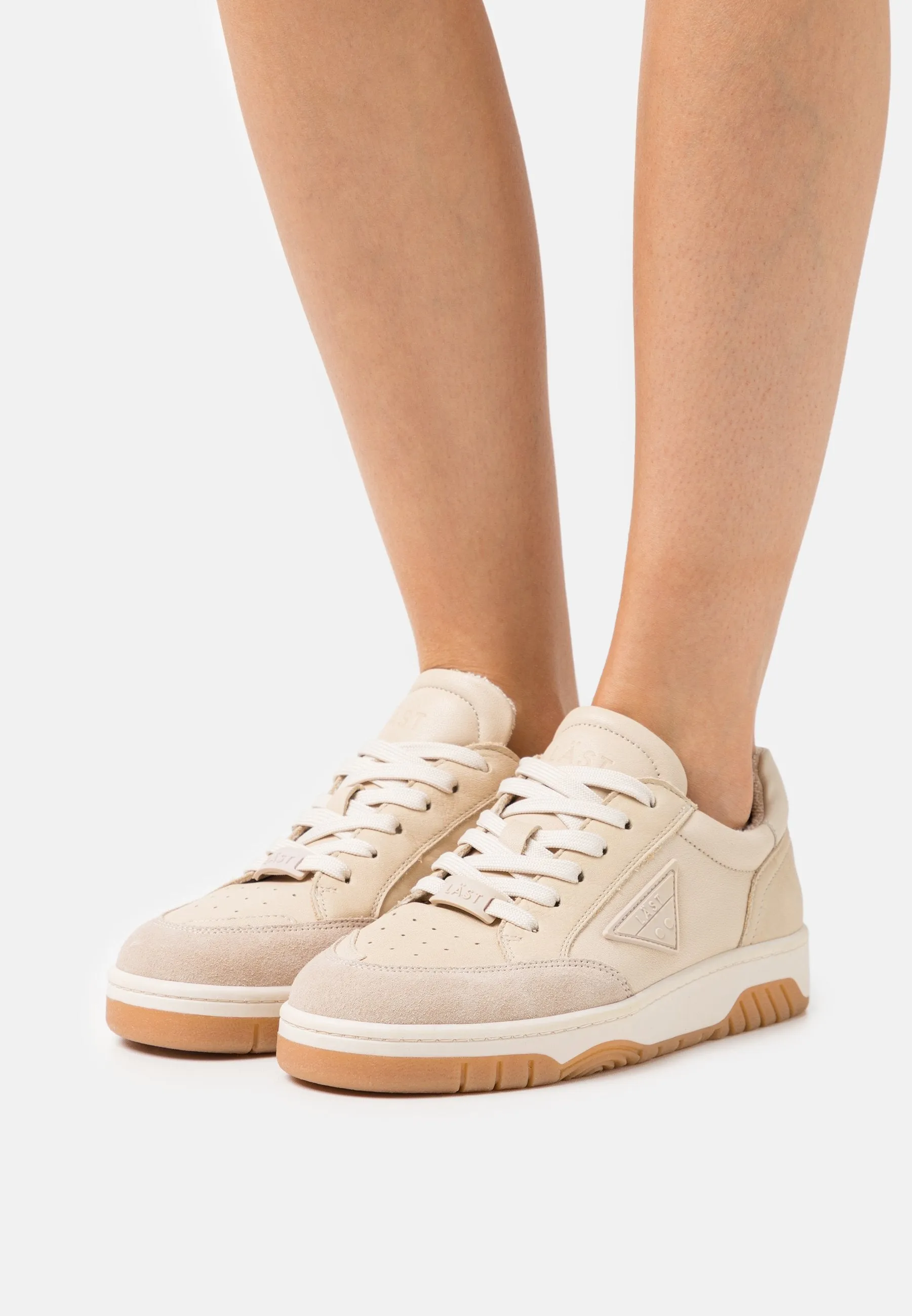 B-Ball Cream Retro Sneakers