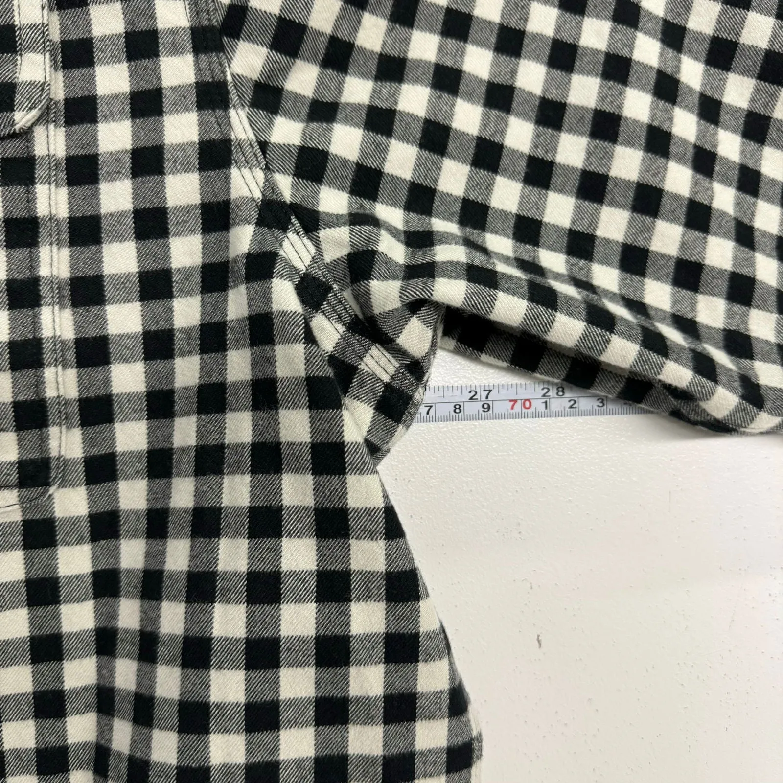 Carhartt | Mens Loose Fit Plaid Flannel Shirt| | Color: Black/White | Size: XL | Pre-Owned