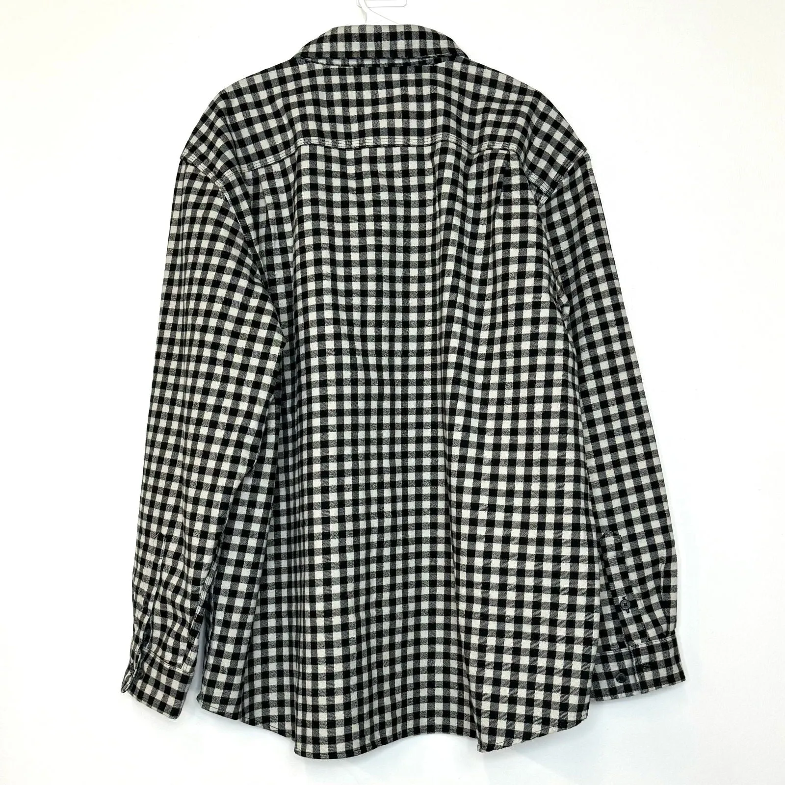 Carhartt | Mens Loose Fit Plaid Flannel Shirt| | Color: Black/White | Size: XL | Pre-Owned