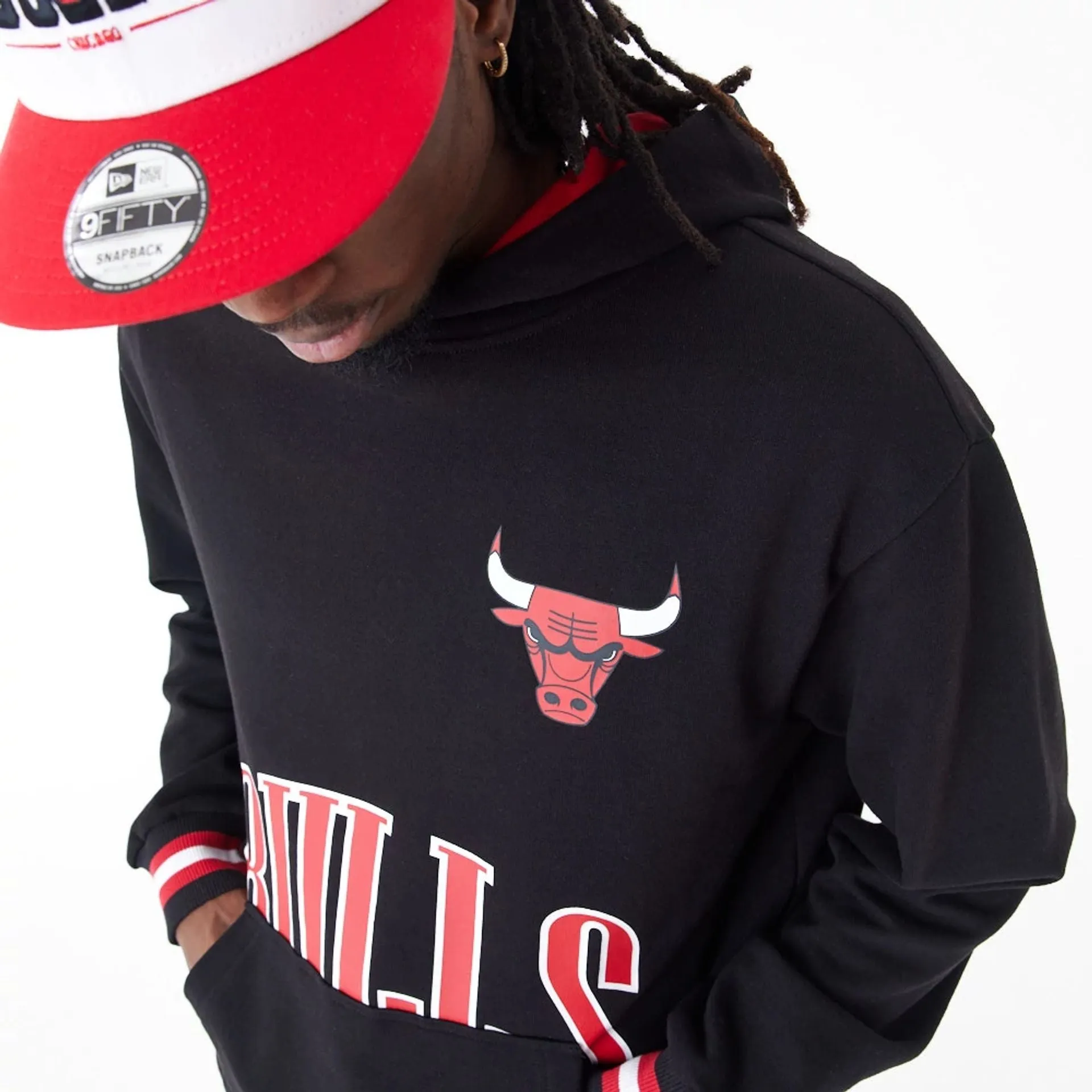 Chicago Bulls NBA Arch Graphic Black Oversized Pullover Hoodie