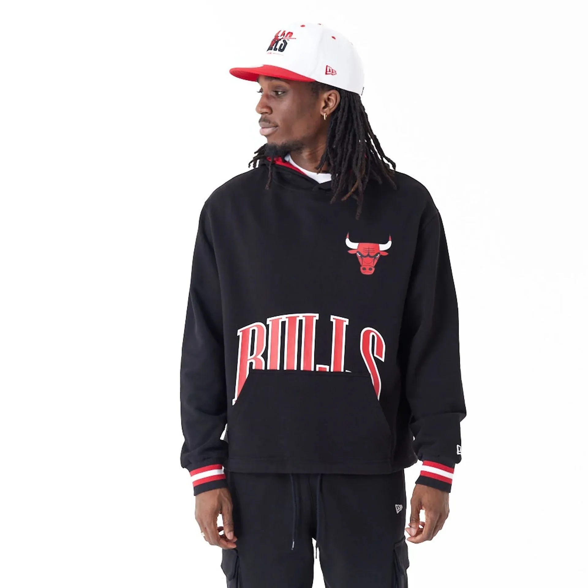 Chicago Bulls NBA Arch Graphic Black Oversized Pullover Hoodie