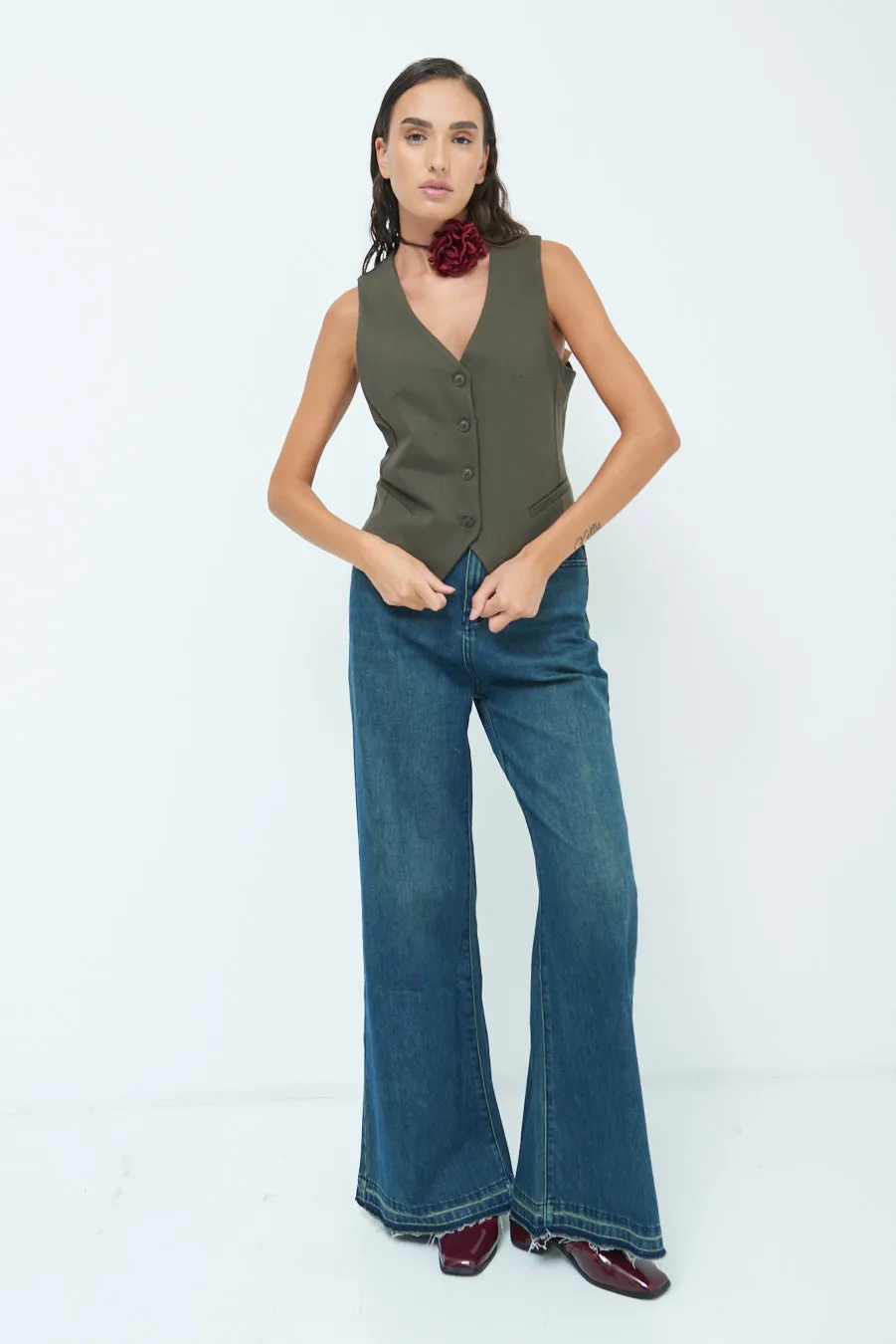 Classic tailored button-down vest wholesale