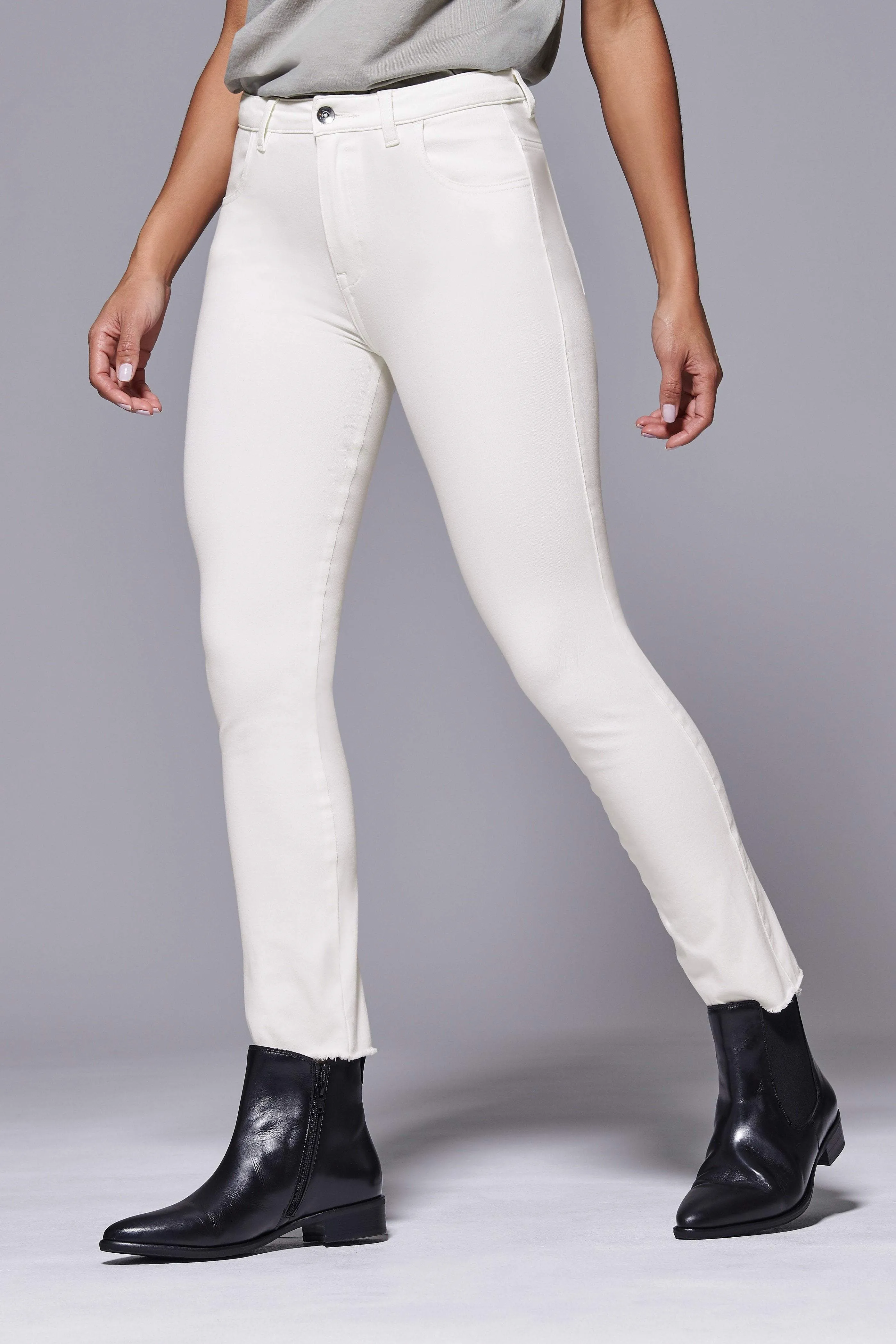 Cropped High Waist Shape Jeans