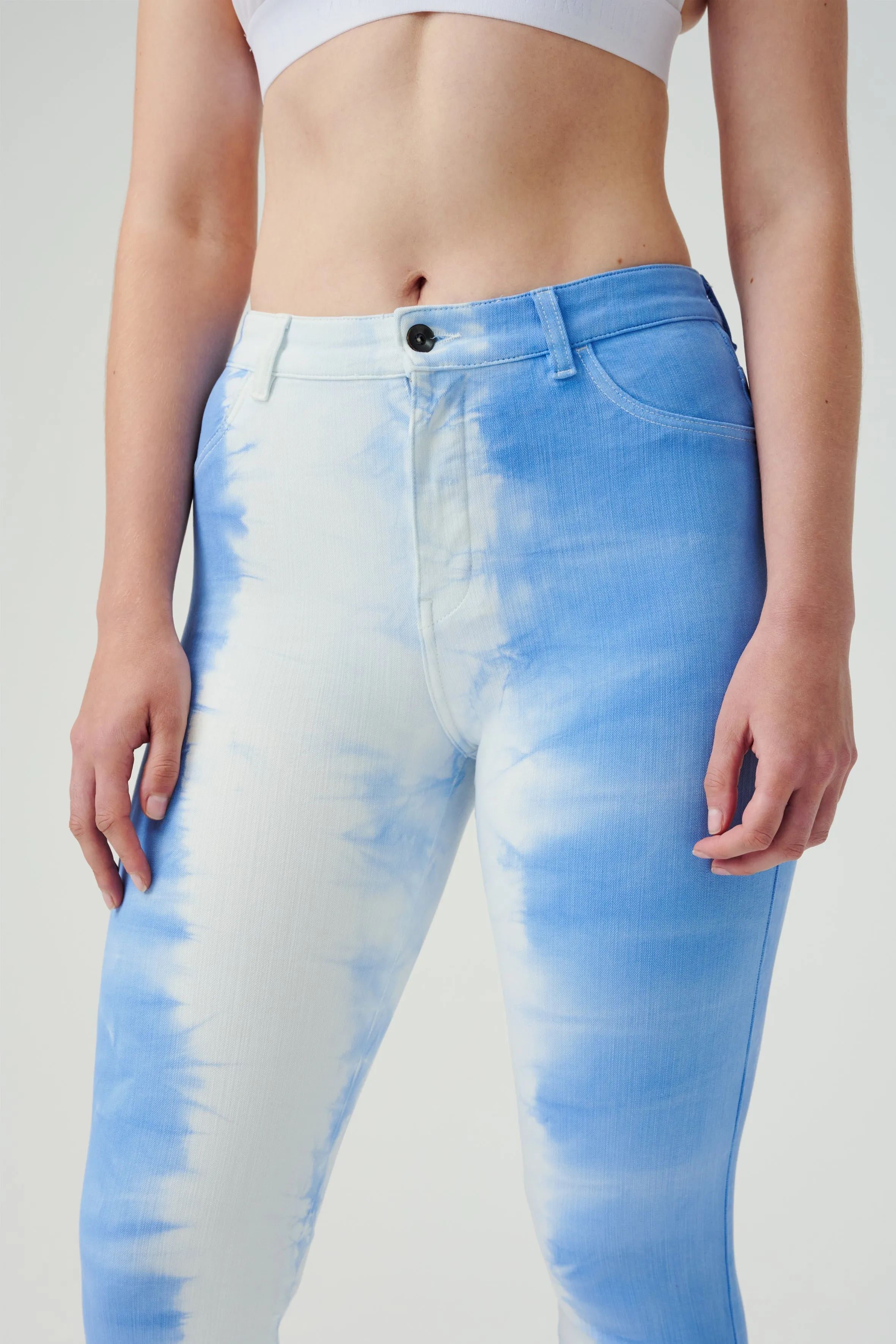 Cropped High Waist Shape Jeans