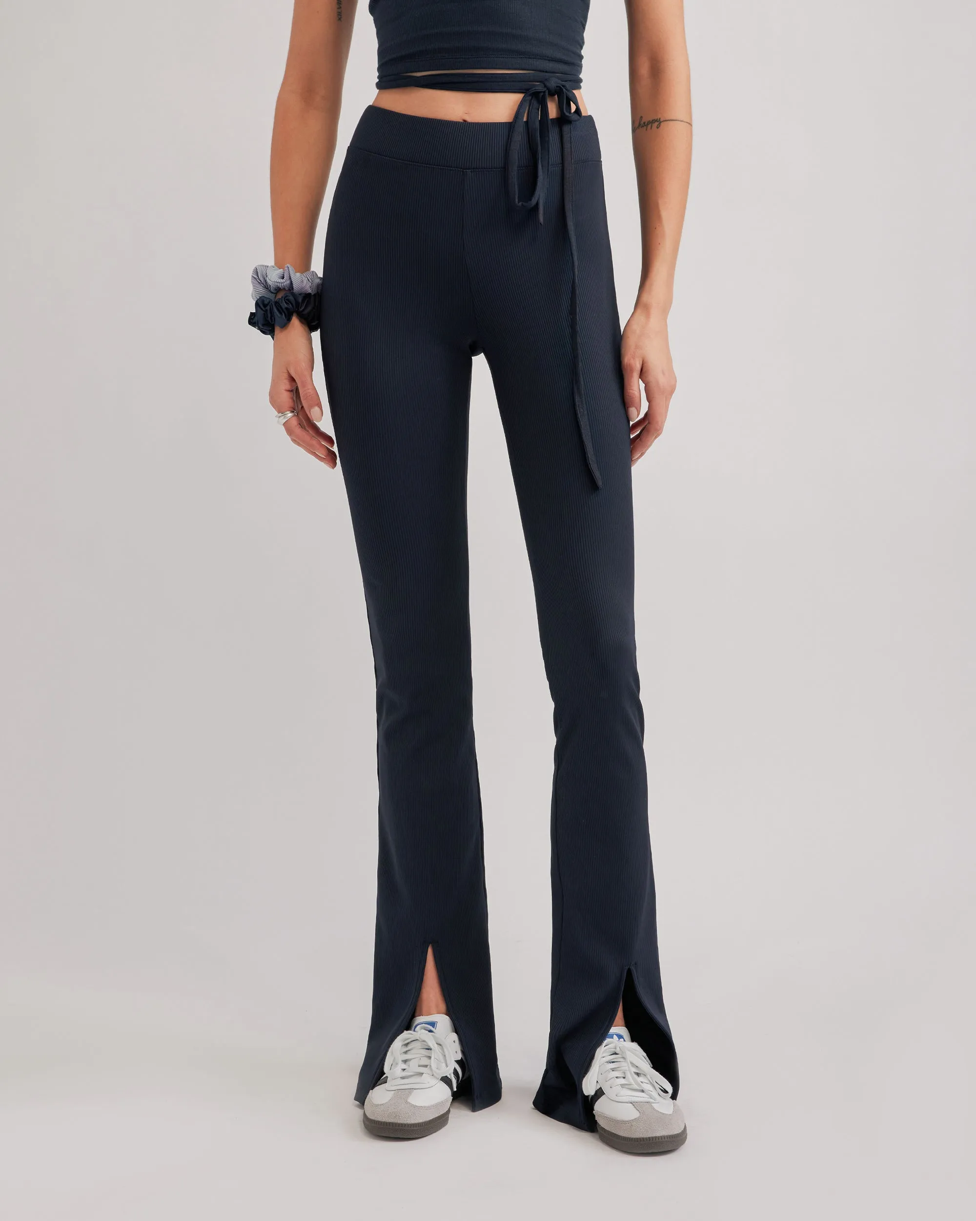 DAMIEN RIBBED PANTS NAVY