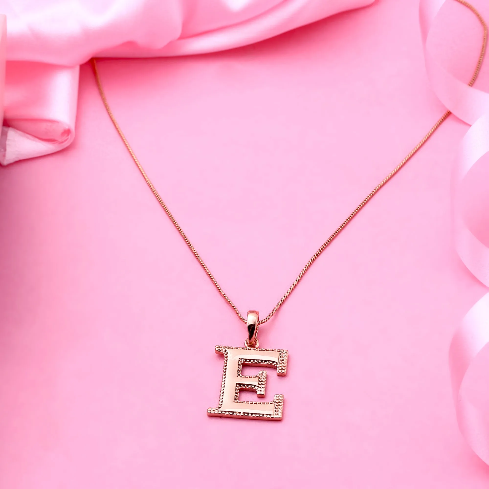 Estele - Charm E Rosegold plated Pendant