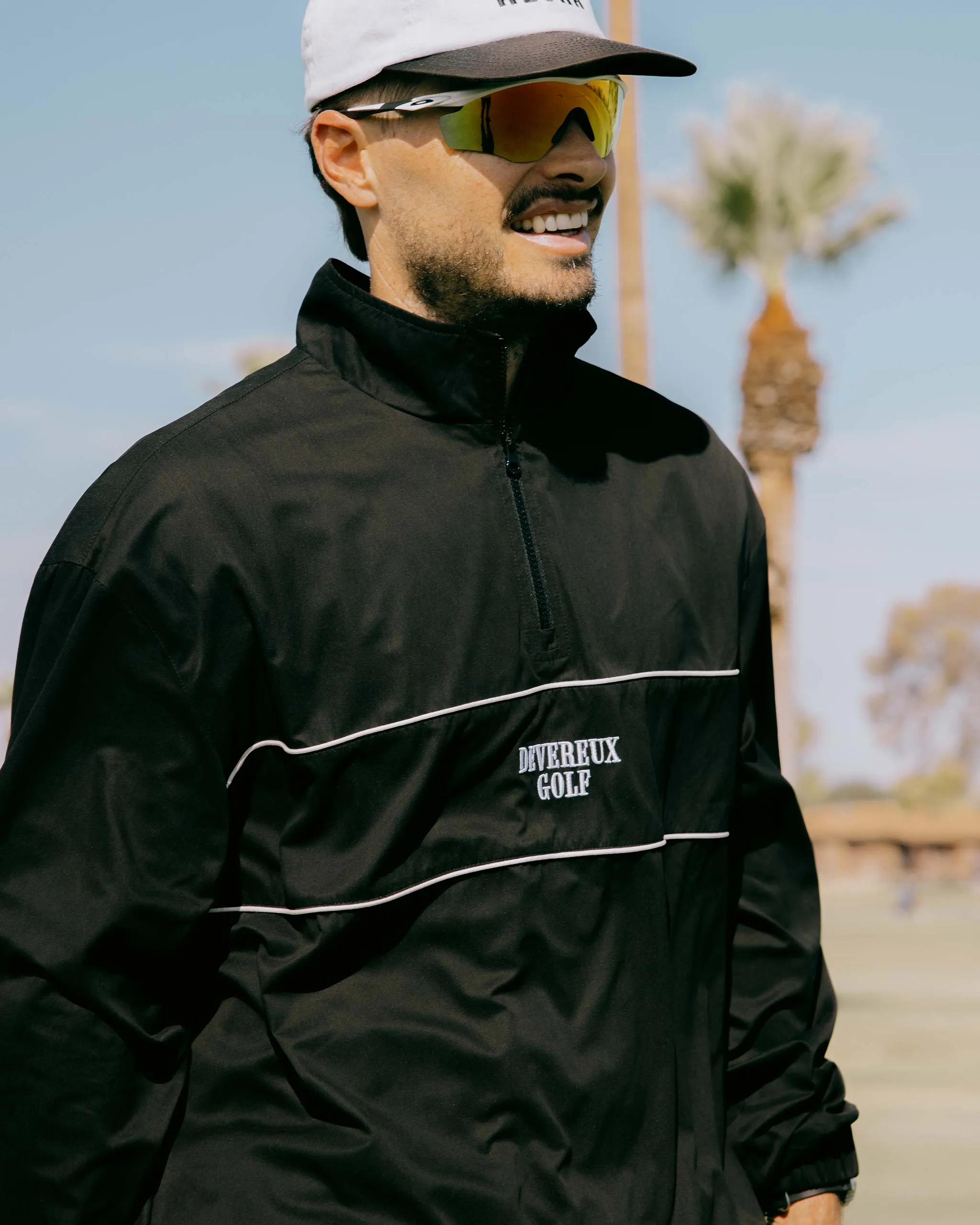 First Tee Pullover - Black