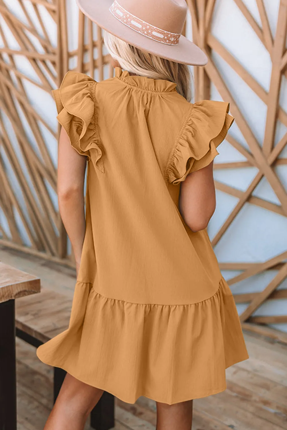 Green Tiered Ruffled Drawstring V Neck Short Dress With Pockets