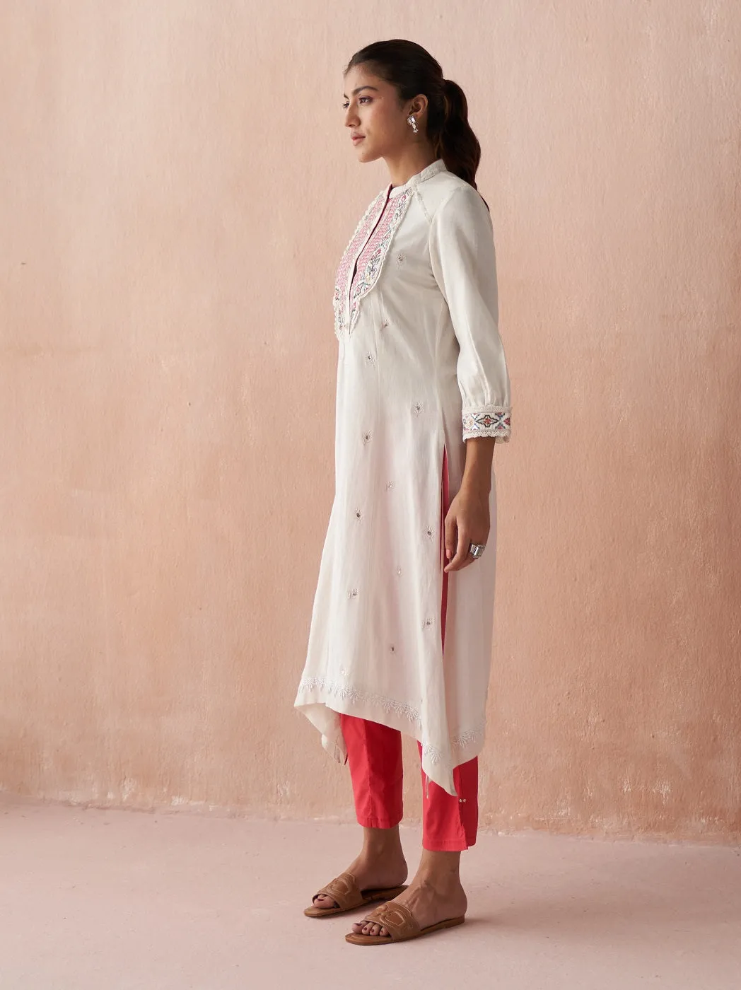 Ivory Alora Collection Kurta With Delicate Embroidery