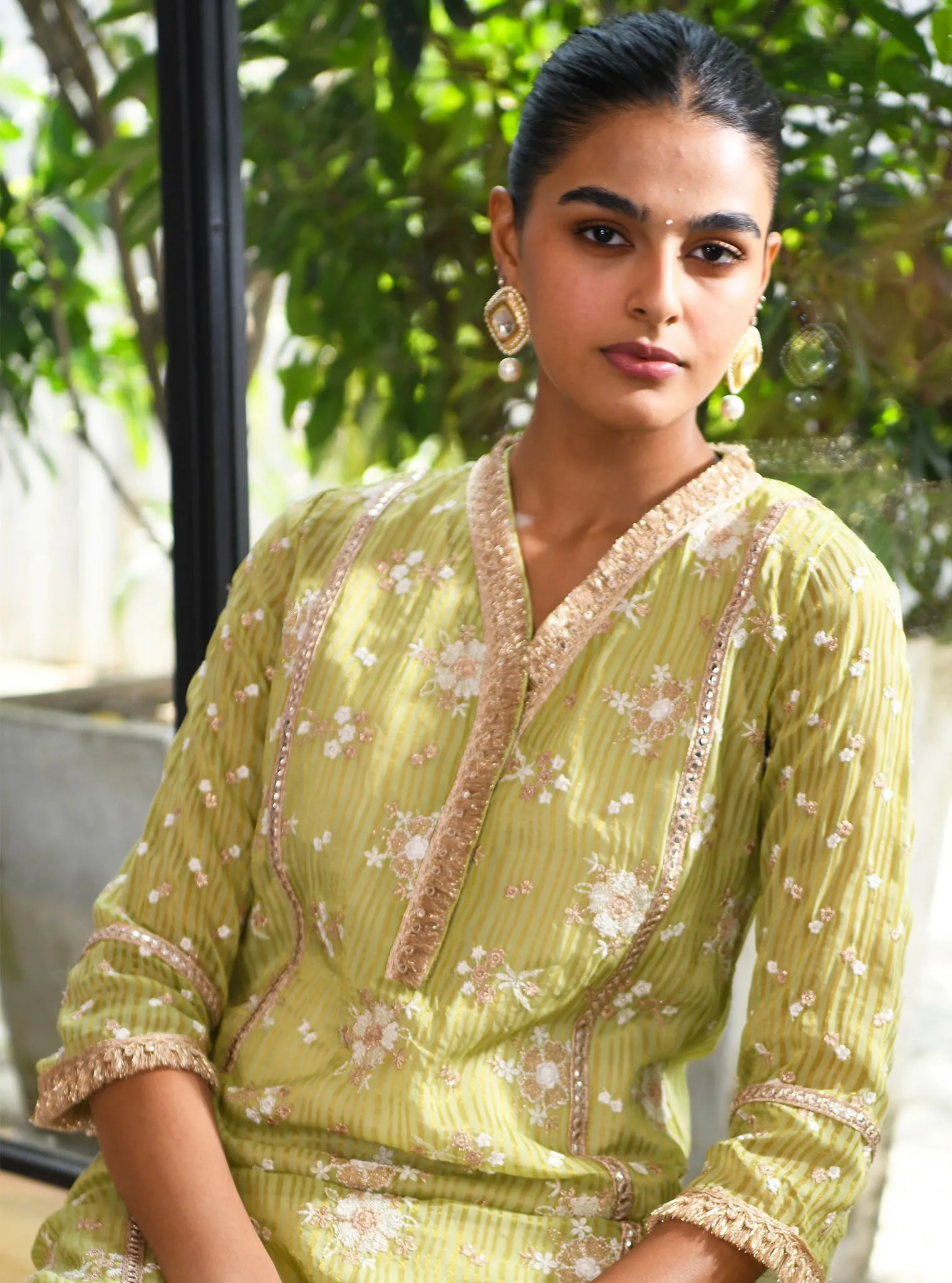 Mulmul Banarsi Carey Green Kurta With Carey Green Pant