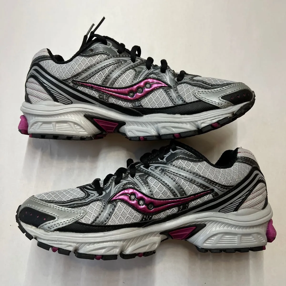 Women's Saucony Grid •Ramble TR2• Trail Running Size 8M Preowned